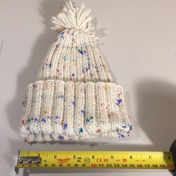 Hand Knit Child’s Winter Hat & Mittens Unisex Hand Crafted - Picture 11 of 13